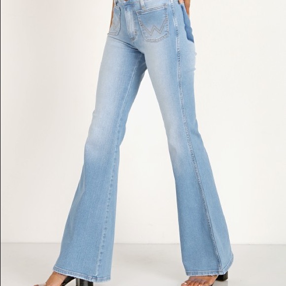 Wrangler Patch Pocket Flare Malibu Various Sizes - Picture 3 of 7